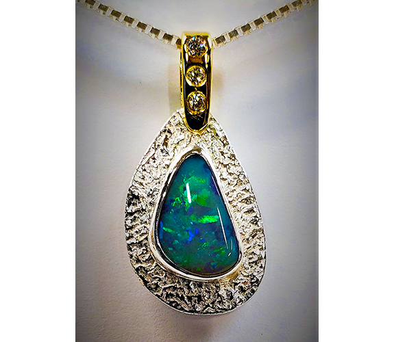 "Lightning Ridge Opal and Diamond Necklace" - Jeff Mckenzie